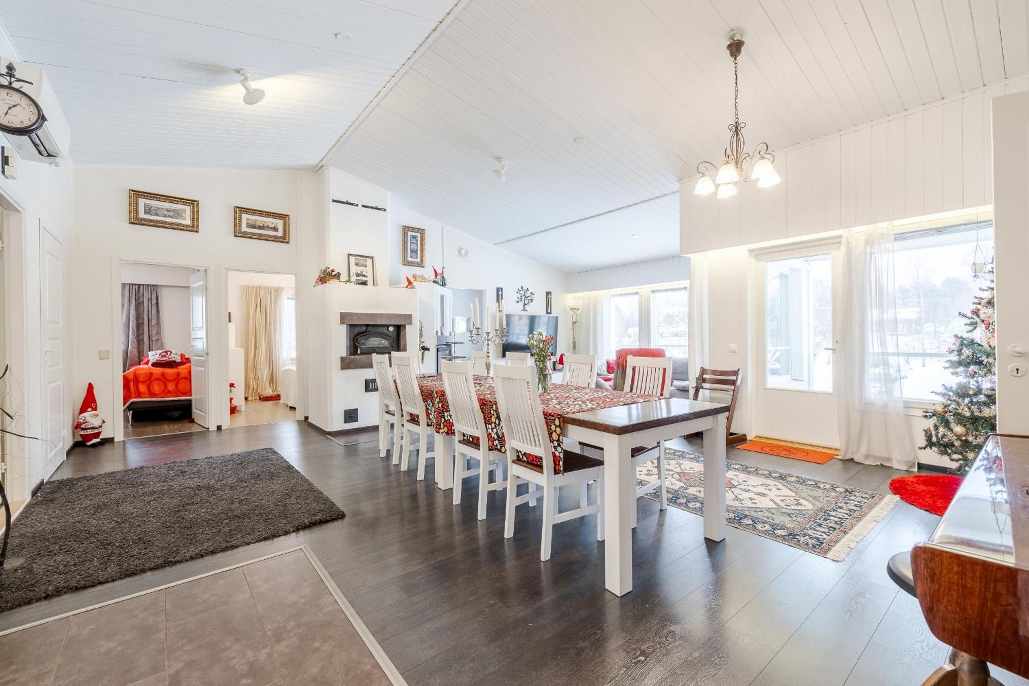 Riverside Home For Families - Beautiful House Near Santa Claus Village Rovaniemi Bagian luar foto