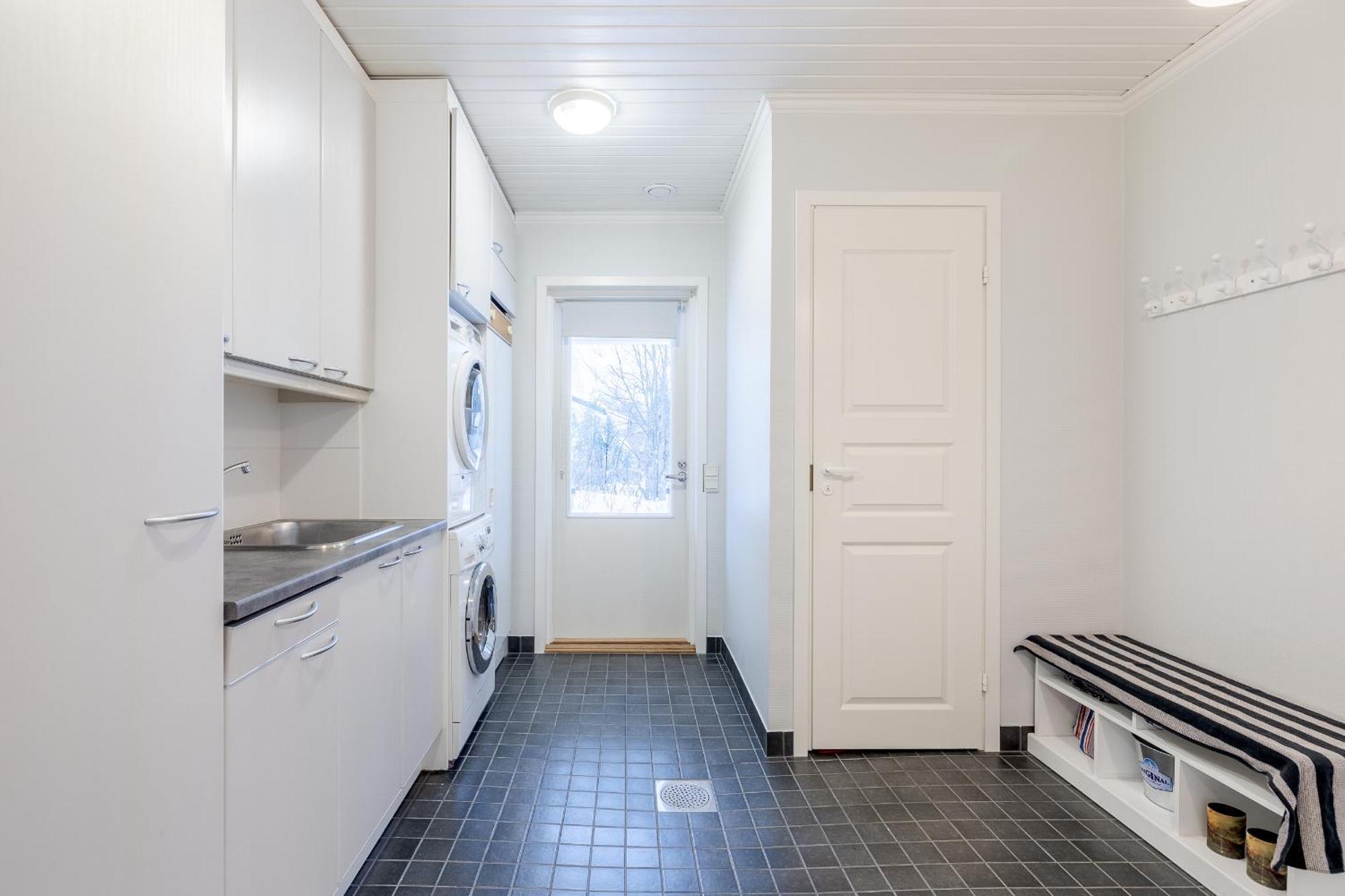 Riverside Home For Families - Beautiful House Near Santa Claus Village Rovaniemi Bagian luar foto